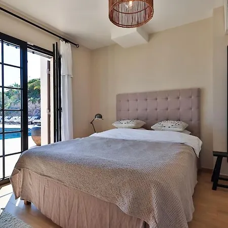 Magnifique De Luxe Avec Piscine - Cactus וילה *